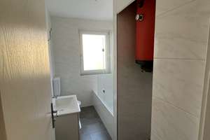 Geräumige 4-Zimmer Wohnung mit Balkon (auch als Mitarbeiterunterkunft) – Hartstraße 70, 82110 Germering – Vorschaubild 3