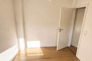 Modernisierte  2-Zimmer-Wohnung mit separater Küche – Trierer Straße 184, 52078 Forst, Aachen – Vorschaubild 4