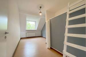 Großzügig geschnittene und leerstehende 3-Zimmer-Dachgeschosswohnung in urbaner Bilker Wohnlage! – Die vollständige Adresse der Immobilie erhältst du vom Anbieter., 40223 Bilk, Düsseldorf – Vorschaubild 7