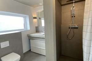Stilvolle 1-Zimmer-DG-Wohnung mit Gemeinschaftsküche in Würzburg – Zeller Straße 13, 97082 Altstadt, Würzburg – Vorschaubild 4