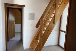 Schöne, helle und renovierte Dachgeschosswohnung mit drei Zimmern in Bingen - Gaulsheim – Die vollständige Adresse der Immobilie erhältst du vom Anbieter., 55411 Bingen am Rhein – Vorschaubild 10