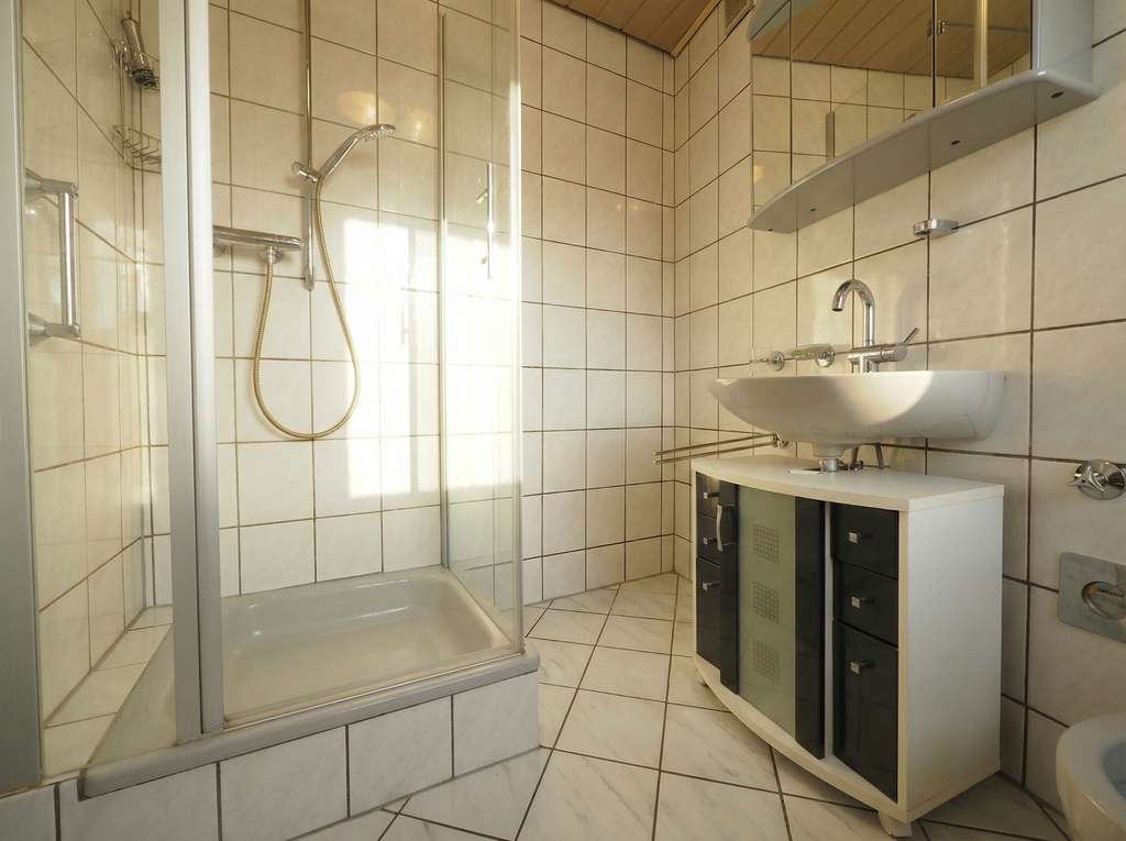 Immobilie in Saarbrücken - Eigennutzung oder Kapitalanlage! Klassische 3 ZKB Wohnung in Saarbrücken! - Bild 4