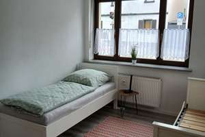 Denkmal-Highlight nahe Erlangen: Großzügige 5-Zimmer-Wohnung mit hohem Steuerspar-Potenzial! – Forchheimer Straße 7, 91083 Baiersdorf – Vorschaubild 11