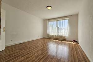 Leere Wohnung mit schönem Schnitt in Citylage – Sonnenstr. 36, 40227 Oberbilk, Düsseldorf – Vorschaubild 6