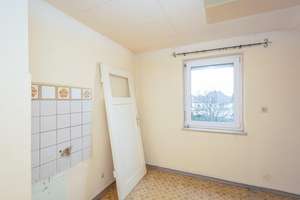 Charmantes Haus mit Potential in ruhiger, begehrter Lage von Fellbach-Schmiden! – Die vollständige Adresse der Immobilie erhältst du vom Anbieter., 70736 Fellbach – Vorschaubild 16