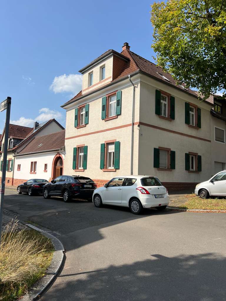 Sehr schönes voll vermietetes 9,5-Raum-Mehrfamilienhaus in Kaiserslautern Innenstadt