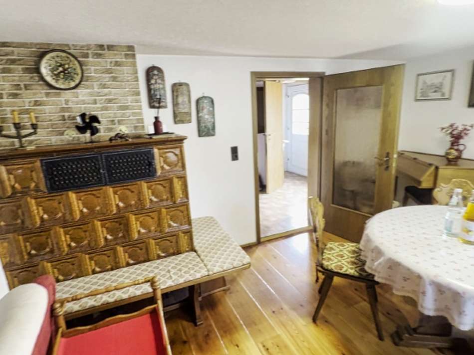 estateImage5741018222495307527