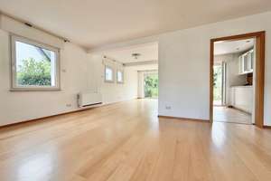 Gurkenland: Familienglück! Einziehen, ankommen, wohlfühlen. Großes EFH/2FH mit Garten und Garage – 40229 Eller, Düsseldorf – Vorschaubild 8