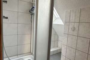 Wohnen über den Dächern – helle Dachgeschosswohnung mit besonderem Charme – Essenberger Straße 215, 47059 Neuenkamp, Duisburg – Vorschaubild 7