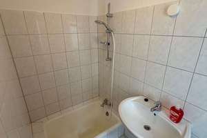 Renovierte 2- Zimmer Altbauwohnung  Erdgeschoss *nur schriftl. Anfragen* – Iltisstrasse 5, 24143 Gaarden-Ost, Kiel – Vorschaubild 7