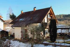 Großes Einfamilienhaus in herrlicher Lage mit viel Potential + Top Ausstattung – Die vollständige Adresse der Immobilie erhältst du vom Anbieter., 7586 Kraftsdorf – Vorschaubild 1