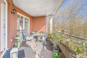 ERSTKLASSIGE & GEPFLEGTE  1,5 ZIMMER WOHNUNG MIT GROßEM SÜD-BALKON MIT GRÜNBLICK - IN ERBPACHT – Die vollständige Adresse der Immobilie erhältst du vom Anbieter., 12683 Biesdorf, Berlin – Vorschaubild 7