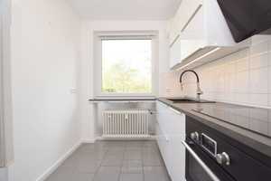Helle, modernisierte Hochparterre-Wohnung mit 3 Zimmern + Balkon in Wolfenbüttel. – Wolfenbüttel (Kreis) – Vorschaubild 4