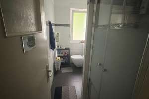 2,5-Zimmer Wohnung mit Balkon in Berlin-Steglitz – Die vollständige Adresse der Immobilie erhältst du vom Anbieter., 12165 Steglitz, Berlin – Vorschaubild 7
