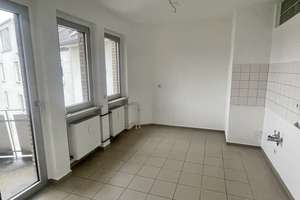 Ab sofort frei – Balkon mit Blick zur Christuskirche –2-Zimmer-Wohnung mit 3-Zimmer-Potenzial – Josefsstraße 70-76, 55118 Neustadt, Mainz – Vorschaubild 12