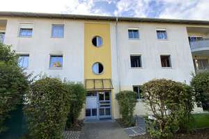 Gepflegte Wohnung in Top Lage! - 2-Zimmer-Wohnung in Ingolstadt-West – Die vollständige Adresse der Immobilie erhältst du vom Anbieter., 85049 Friedrichshofen-Hollerstauden, Ingolstadt – Vorschaubild 1