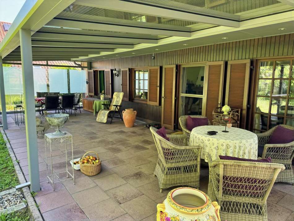 Überdachte Terrasse