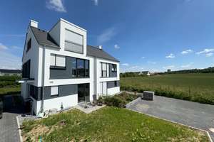 Geräumige DHH - 6-Zimmer-Haus in Wuppertal-Vohwinkel 