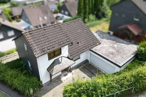 SCHADE IMMOBILIEN - Attraktives Einfamilienhaus mit zwei Garagen und Wohlfühlcharakter! – Die vollständige Adresse der Immobilie erhältst du vom Anbieter., 58840 Plettenberg – Vorschaubild 19
