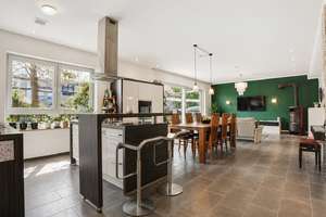 Elegante 4,5-Zimmer-Erdgeschosswohnung mit Garten / Haus-in-Haus-Konzept / Exklusive Ausstattung – Die vollständige Adresse der Immobilie erhältst du vom Anbieter., 80999 Untermenzing, München – Vorschaubild 2