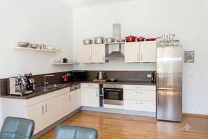FÜ-City: Wohnen im Denkmal - Besonderes 3-4 Zi-Loft im 1.OG mit Balkon und Aufzug – Die vollständige Adresse der Immobilie erhältst du vom Anbieter., 90762 Stadtpark, Stadtgrenze, Fürth – Vorschaubild 2
