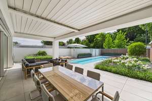 Spektakuläre Luxus-Villa mit parkartigem Garten, Outdoor-Pool und Blick ins Grüne – Die vollständige Adresse der Immobilie erhältst du vom Anbieter., 97082 Steinbachtal, Würzburg – Vorschaubild 9