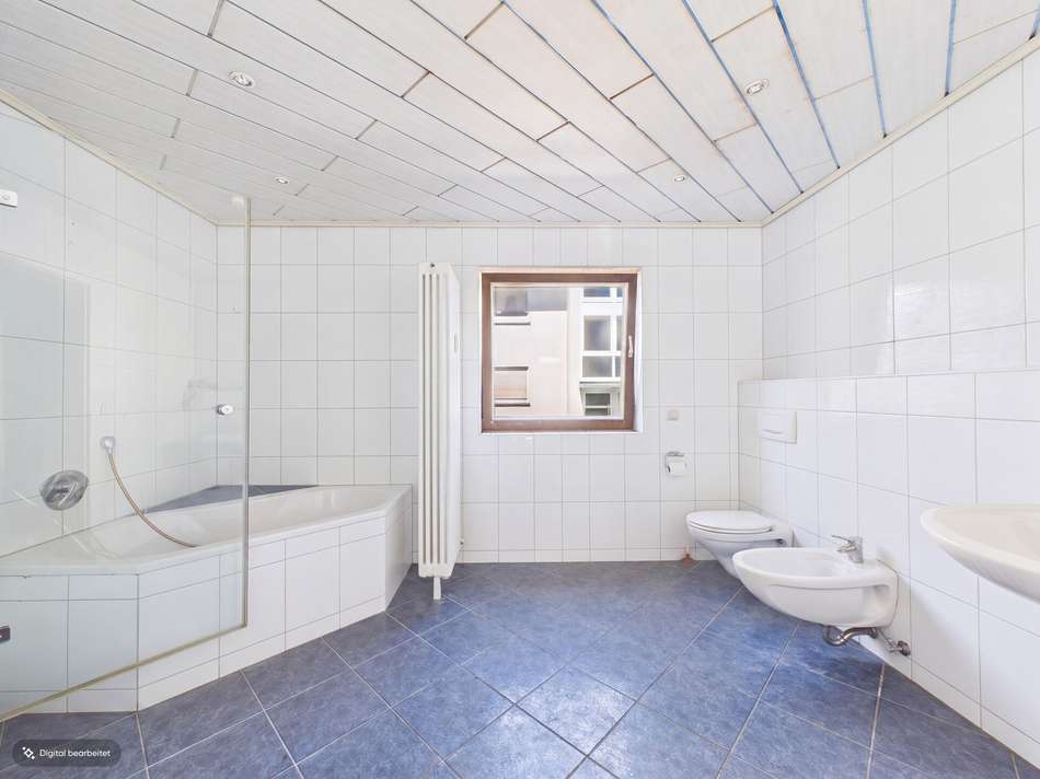 10 Badezimmer (Wohnung EG)