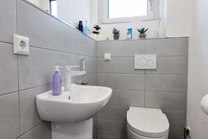 Exklusives Einfamilienhaus mit großem Garten und schönem Fernblick – Main-Kinzig-Kreis – Vorschaubild 12