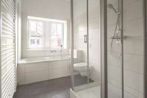 Charmante 2-Zimmer-Altbauwohnung mit stilvollem Flair und individuellem Charakter. – Die vollständige Adresse der Immobilie erhältst du vom Anbieter., 1139 Trachau, Dresden – Vorschaubild 3