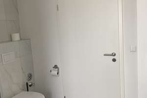 Helle kernsanierte 2Zi Altbau Wohnung top Ausstattung/Küche/Balkon/Parkett/Bad neu/elektr. Rolläden – Heynestrasse 23, 90443 Steinbühl, Nürnberg – Vorschaubild 22