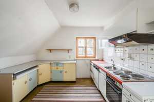 AIGNER-Idyllisches Einfamilienhaus mit Potential und weitläufigem Garten in Sendling – München – Vorschaubild 10