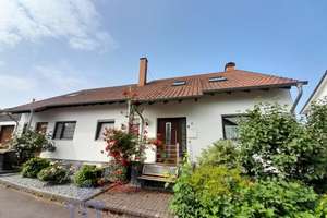 Freistehendes Wohnhaus mit Einl.whg. in schöner Stadtrandlage – Die vollständige Adresse der Immobilie erhältst du vom Anbieter., 66424 Homburg – Vorschaubild 1