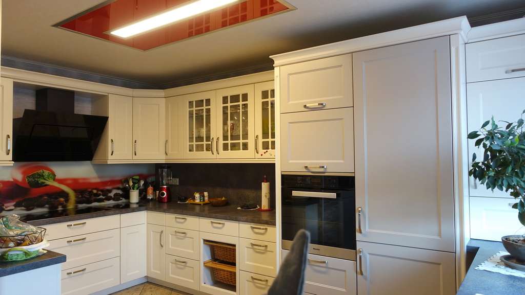 Immobilie in Elsterwerda - Gepflegtes MFH mit drei Wohneinheiten, großem Grundstück und vielseitigem Nebengelass - Bild 4