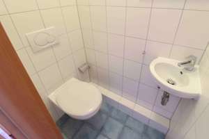 Attraktive 4-Zimmer-Wohnung, zwei Balkone und TG-Stellplatz in Mannheim (Erbpacht) – 68163 Neuostheim/Neuhermsheim, Mannheim – Vorschaubild 16