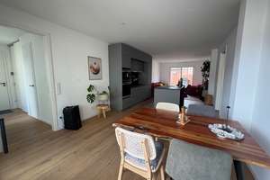 Dreimühlenviertel - Lichtdurchflutete offen modern geschnittene 3-Zim.-Wohnung mit Balkon in Neubau – Die vollständige Adresse der Immobilie erhältst du vom Anbieter., 80469 Dreimühlen, München – Vorschaubild 4