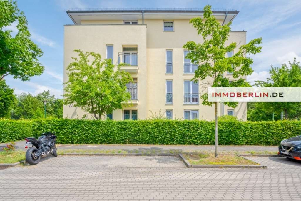 IMMOBERLIN.DE - Adrett & hell! Stimmungsvolle Wohnung mit Balkon & Pkw-Stellplatz