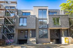 Luxuriöses Townhouse in Gelsenkirchen-Buers Bestlage! Einzug im Sommer! – Die vollständige Adresse der Immobilie erhältst du vom Anbieter., 45894 Buer, Gelsenkirchen – Vorschaubild 2