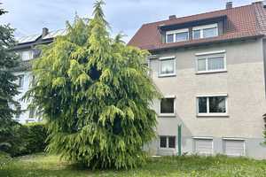 Top Lage!!! 3-FH mit großem Garten, EG + OG frei, DG verm., 1 Garage, Wfl. ca. 175 m², Bj. 1959 – Stuttgart – Vorschaubild 2