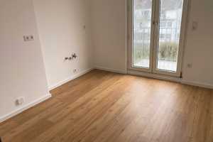 Kulturnah " WOHNEN"  in neuwertiger  Wohnung mit Balkon" – Westwall 75, 47798 Krefeld – Vorschaubild 5