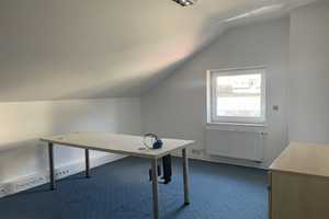Moderene Doppelhaushälfte mit Einliegerwohnung im Ortszentrum von Much und Nähe zur Natur – Rhein-Sieg-Kreis – Vorschaubild 12