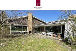 Individueller Winkelbungalow in Bestlage am Georgenberg – Die vollständige Adresse der Immobilie erhältst du vom Anbieter., 72764 Reutlingen-Mitte, Reutlingen – Vorschaubild 1