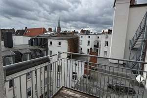 ++ Über den Dächern Lübecks: Großzügige Dachgeschosswohnung direkt an der Trave ++ – Die vollständige Adresse der Immobilie erhältst du vom Anbieter., 23552 Innenstadt, Lübeck – Vorschaubild 7