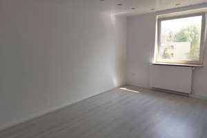 Traumhafte, frisch renovierte 2-Raum-Wohnung mit sonnigem Balkon und Einbauküche – echtes WG-Juwel – Die vollständige Adresse der Immobilie erhältst du vom Anbieter., 51103 Höhenberg, Köln – Vorschaubild 6