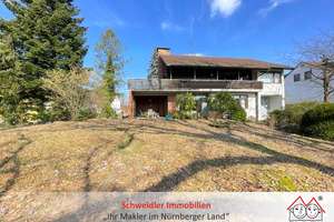 Liebhaber-Architektenhaus mit Potenzial auf großem Traumgrundstück in Altdorf-OT 