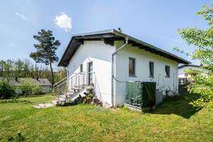 Gemütliches Einfamilienhaus in zentraler und ruhiger Lage – Die vollständige Adresse der Immobilie erhältst du vom Anbieter., 92436 Bruck in der Oberpfalz – Vorschaubild 9