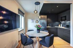 Möbliert: Modernes und gut geschnittenes Apartment