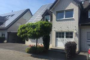 Renovierte 2-Zimmer-Wohnung mit Terrasse in Paderborn-Neuenbeken