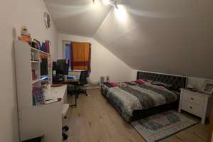 Geräumige 3-Zimmer-Maisonette-Wohnung in Ma-Neckarau/Spacious 3-Room Duplex Apartment in Ma-Neckarau – Die vollständige Adresse der Immobilie erhältst du vom Anbieter., 68199 Neckarau, Mannheim – Vorschaubild 2