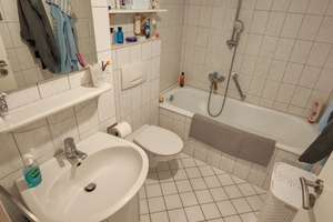 Gemütliche 2 ZKB-Wohnung mit Einbauküche u. Kfz-Stellplatz ab 01.02.2026 – Thujaweg 7, 76149 Neureut, Karlsruhe – Vorschaubild 4