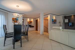 ** Dreifamilienhaus in TOP Lage ** – Die vollständige Adresse der Immobilie erhältst du vom Anbieter., 68163 Neuostheim/Neuhermsheim, Mannheim – Vorschaubild 14